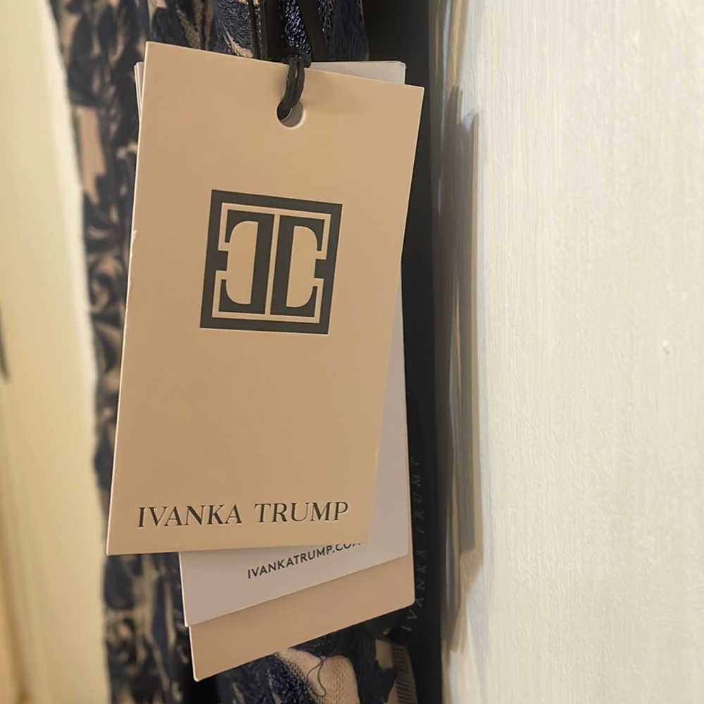 Floral print blue and tan Ivanka trump formal dress. New with tags